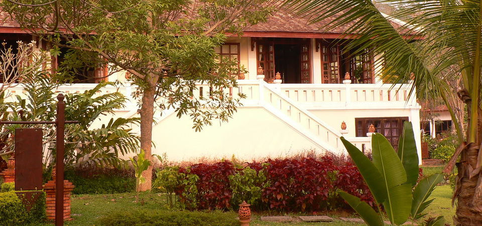 Villa Santi Hotel Luang Prabang Exterior photo